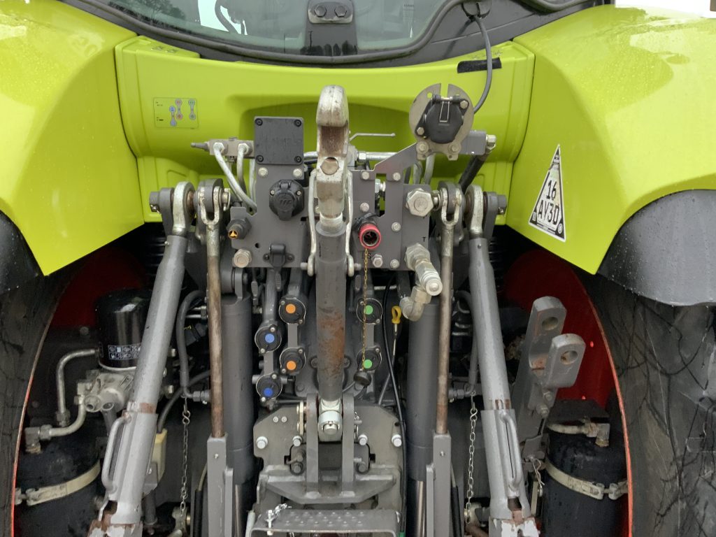 Claas Arion 650 Tractor (ST25369)