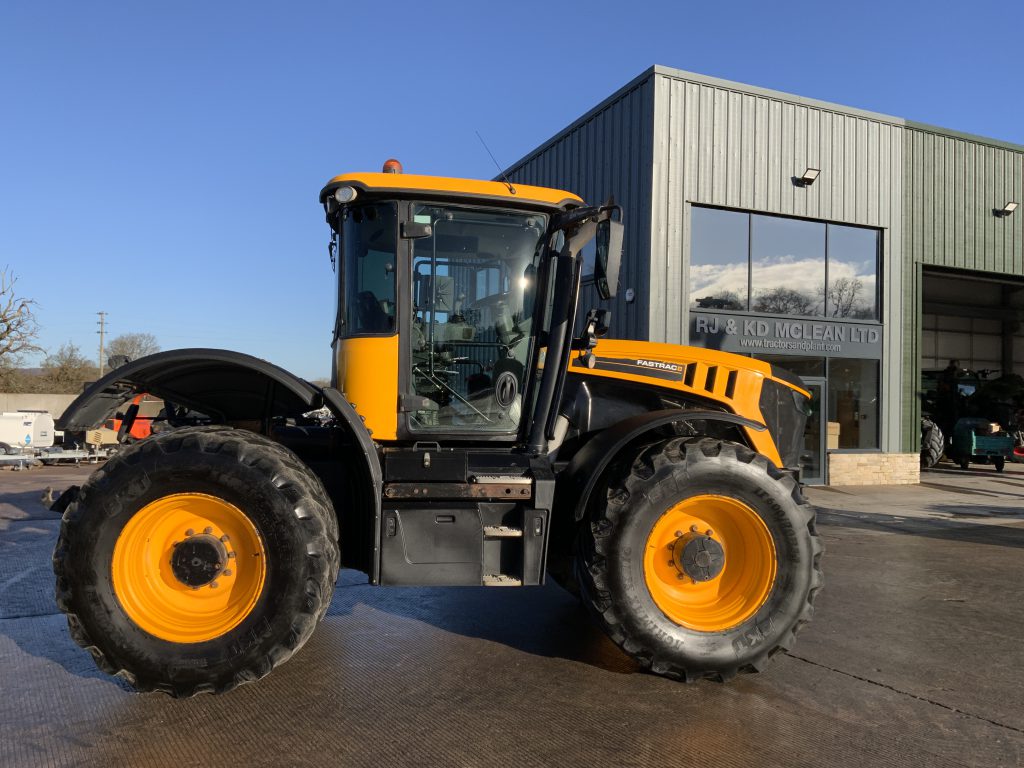 JCB 4220 Fastrac Tractor (ST25127)
