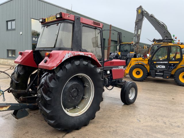 Case International 956XL Tractor (ST25153)