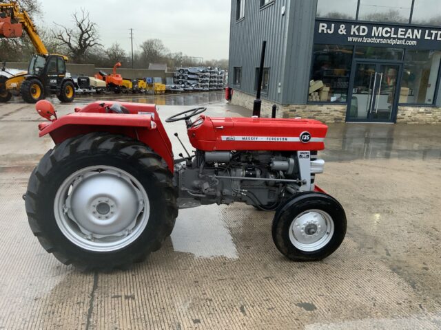 Massey Ferguson 135 Tractor