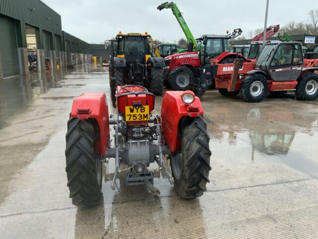 Massey Ferguson 135 Tractor