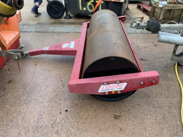 Logic BR150 5Ft ATV Roller (ST25383)