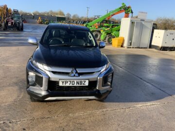 Mitsubishi L200 2.2 DI-D DC Barbarian Auto 4WD Euro 6 (s/s) 4dr (ST25328)