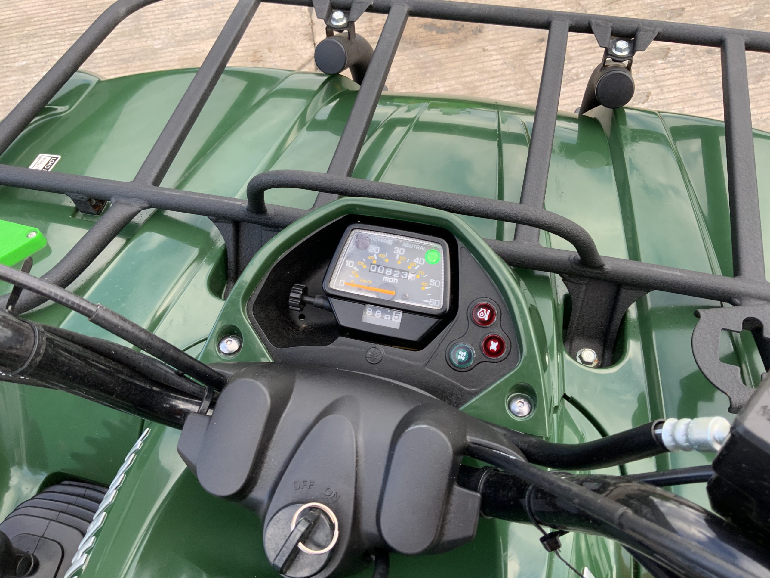 Yamaha Grizzly 350 ATV (ST25384) - RJ and KD McLean Ltd - Tractors