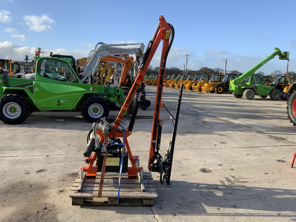 Tifermec TS370 Hedge Trimmer (ST25327)