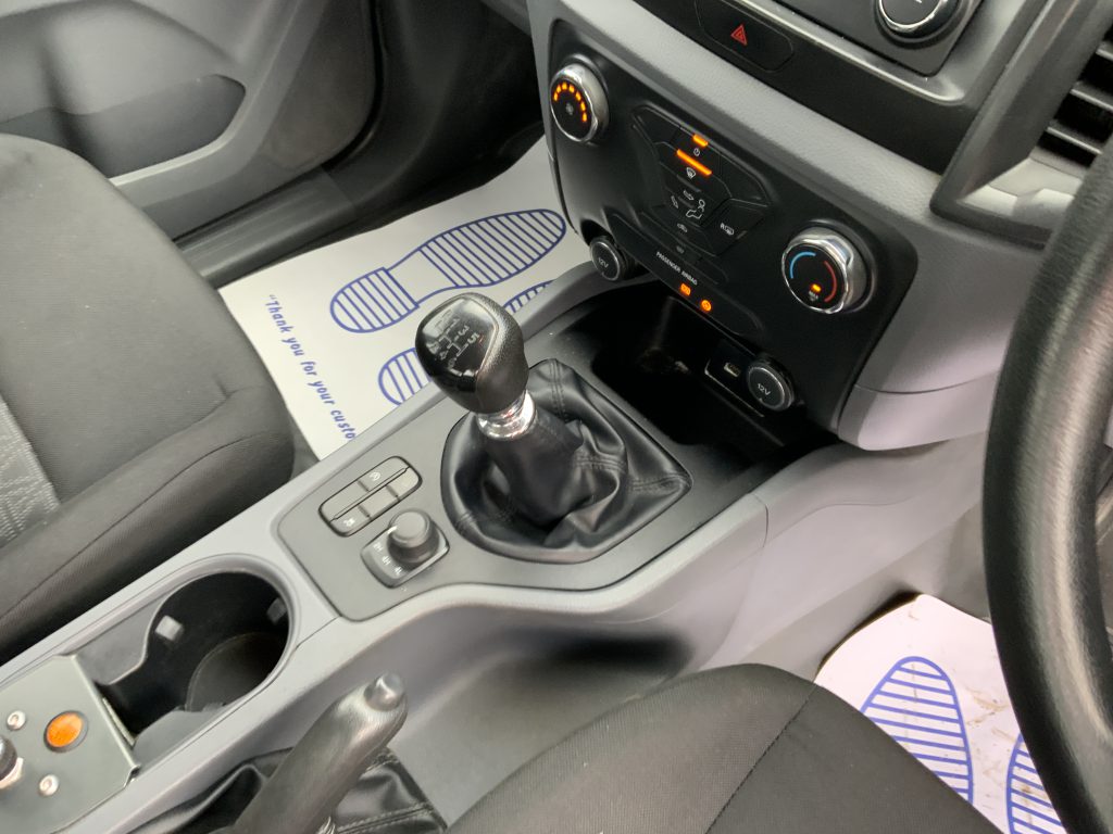 Ford Ranger 2.2 TDCi XL 4WD Euro 5 (s/s) 4dr (Eco Axle) (ST25329)