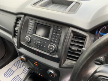 Ford Ranger 2.2 TDCi XL 4WD Euro 5 (s/s) 4dr (Eco Axle) (ST25329)