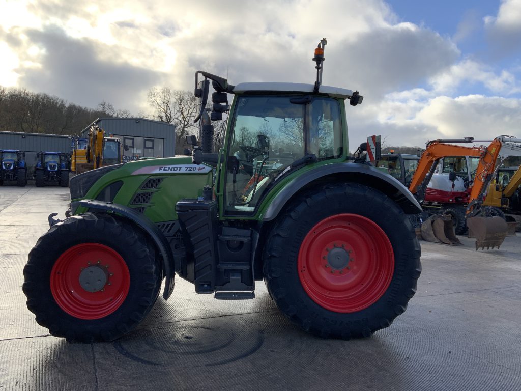 Fendt 720 Power Plus Tractor (ST25225)
