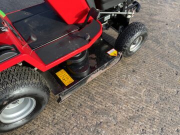 Westwood T1800 Ride on mower (ST25385)