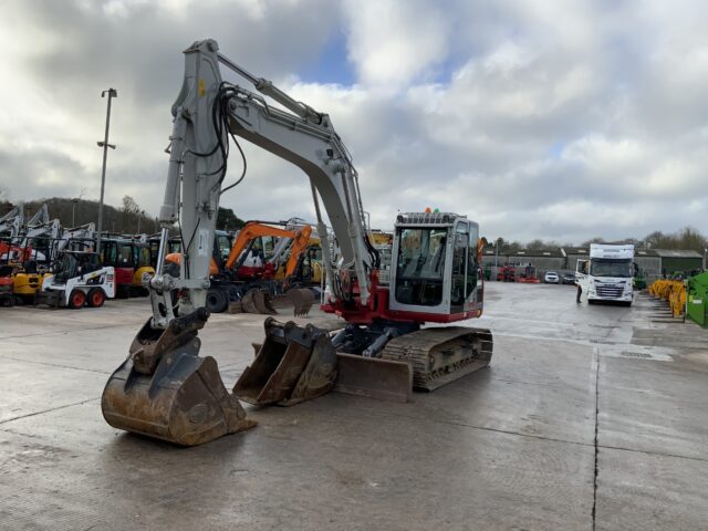 Takeuchi TB2150 Digger (ST25221)