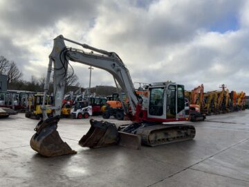 Takeuchi TB2150 Digger (ST25221)