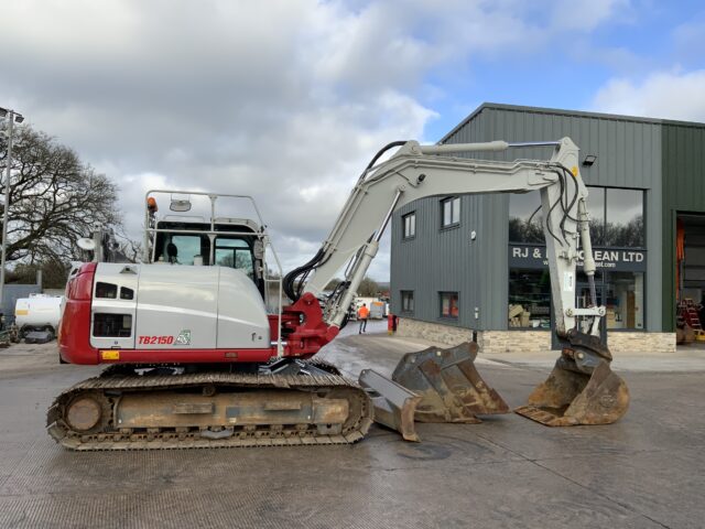 Takeuchi TB2150 Digger (ST25221)