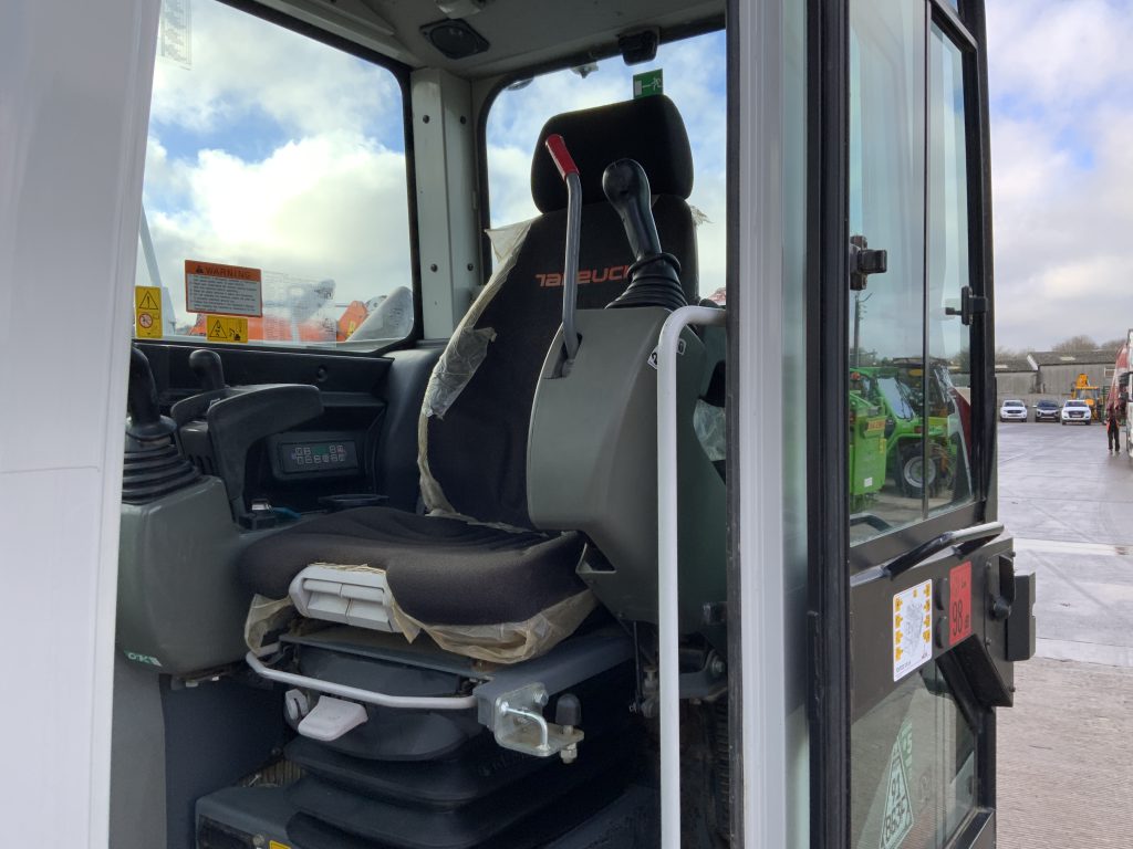 Takeuchi TB2150 Digger (ST25221)