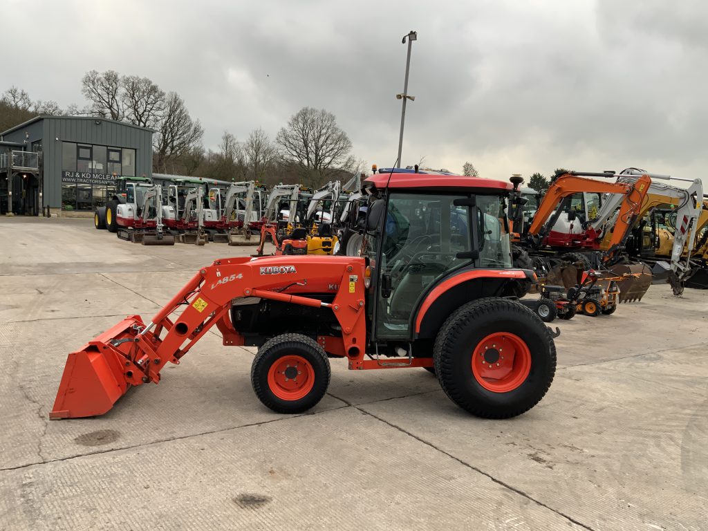 Kubota L2501 Tractor (ST25279)