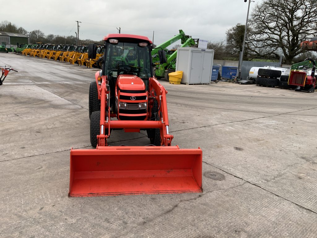 Kubota L2501 Tractor (ST25279)