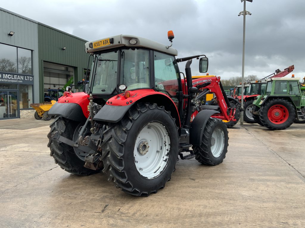 Massey Ferguson 5712SL Dyna 4 Tractor (ST25361)