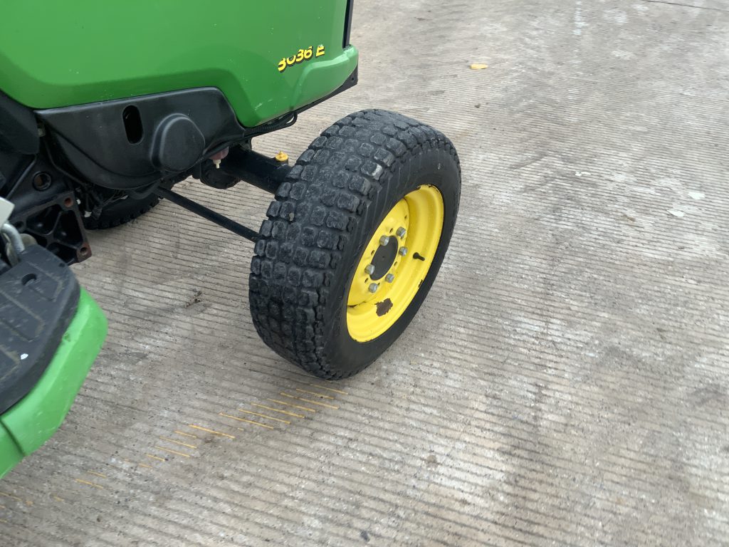 John Deere 3036 Compact tractor (ST25285)
