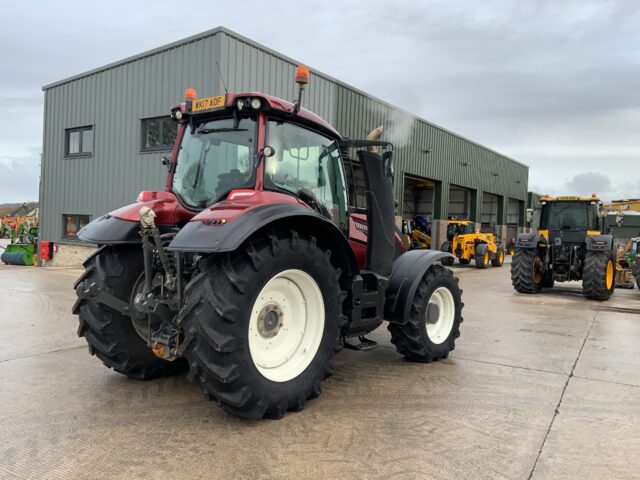 Valtra T154 Active Tractor (ST25061)