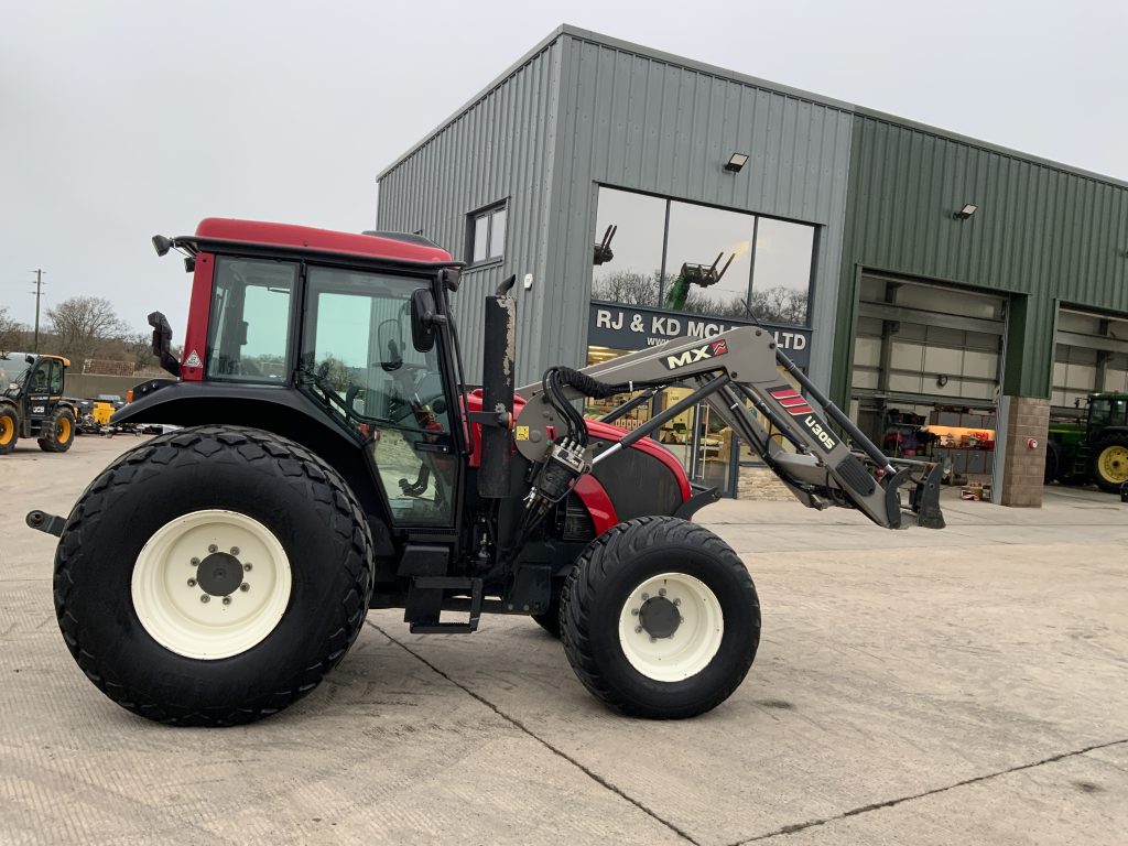 Valtra A93 Unlimited Tractor (ST25247)