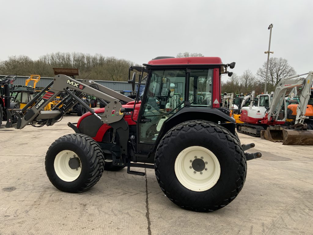 Valtra A93 Unlimited Tractor (ST25247)