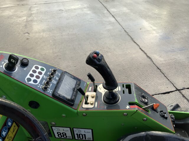 Avant 860I Telescopic Loading Shovel (ST25165)