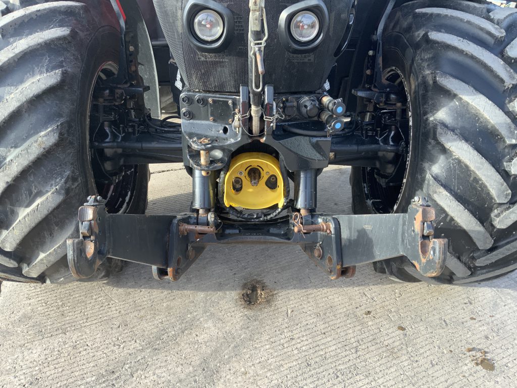 Case Puma 240 CVX Drive Tractor (ST25397)