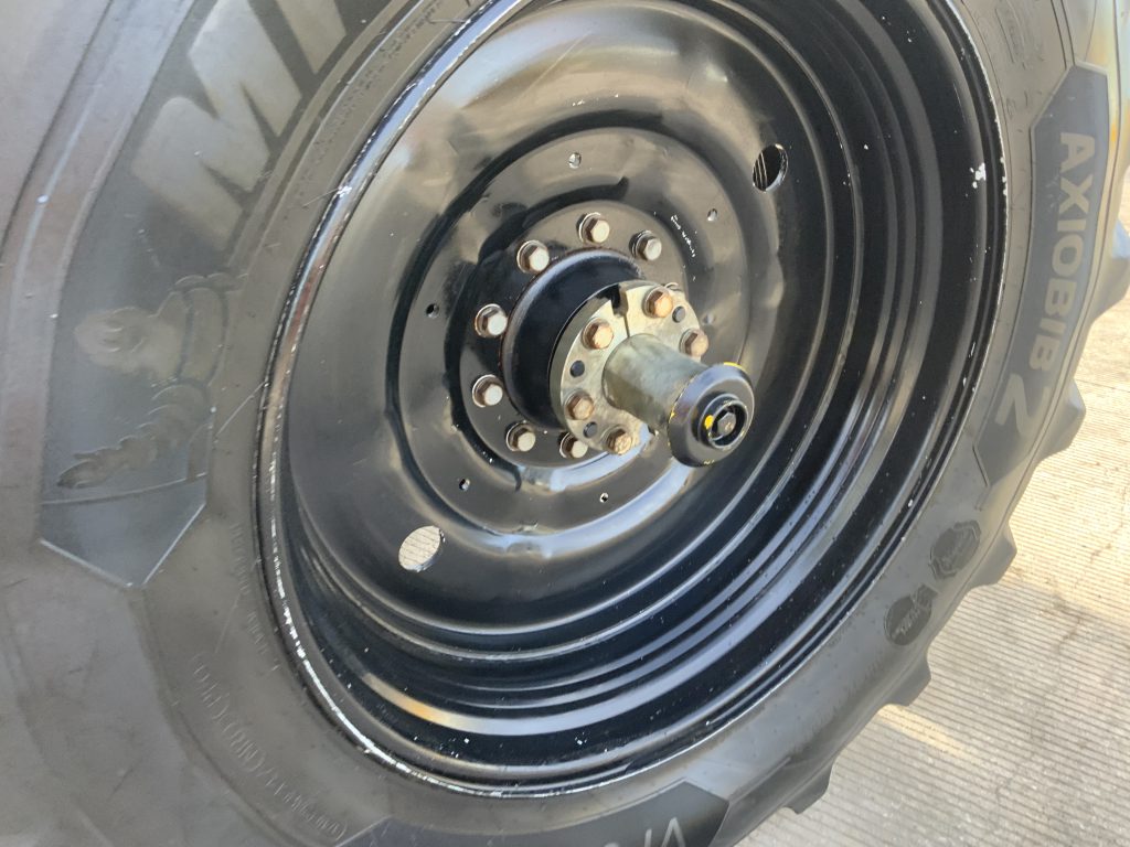 Case Puma 240 CVX Drive Tractor (ST25397)