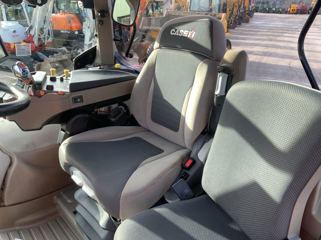 Case Puma 240 CVX Drive Tractor (ST25397)