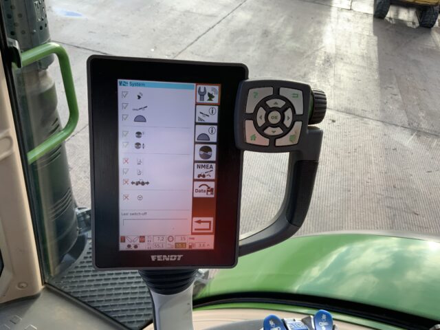 Fendt 720 Power Plus Tractor (ST25225)