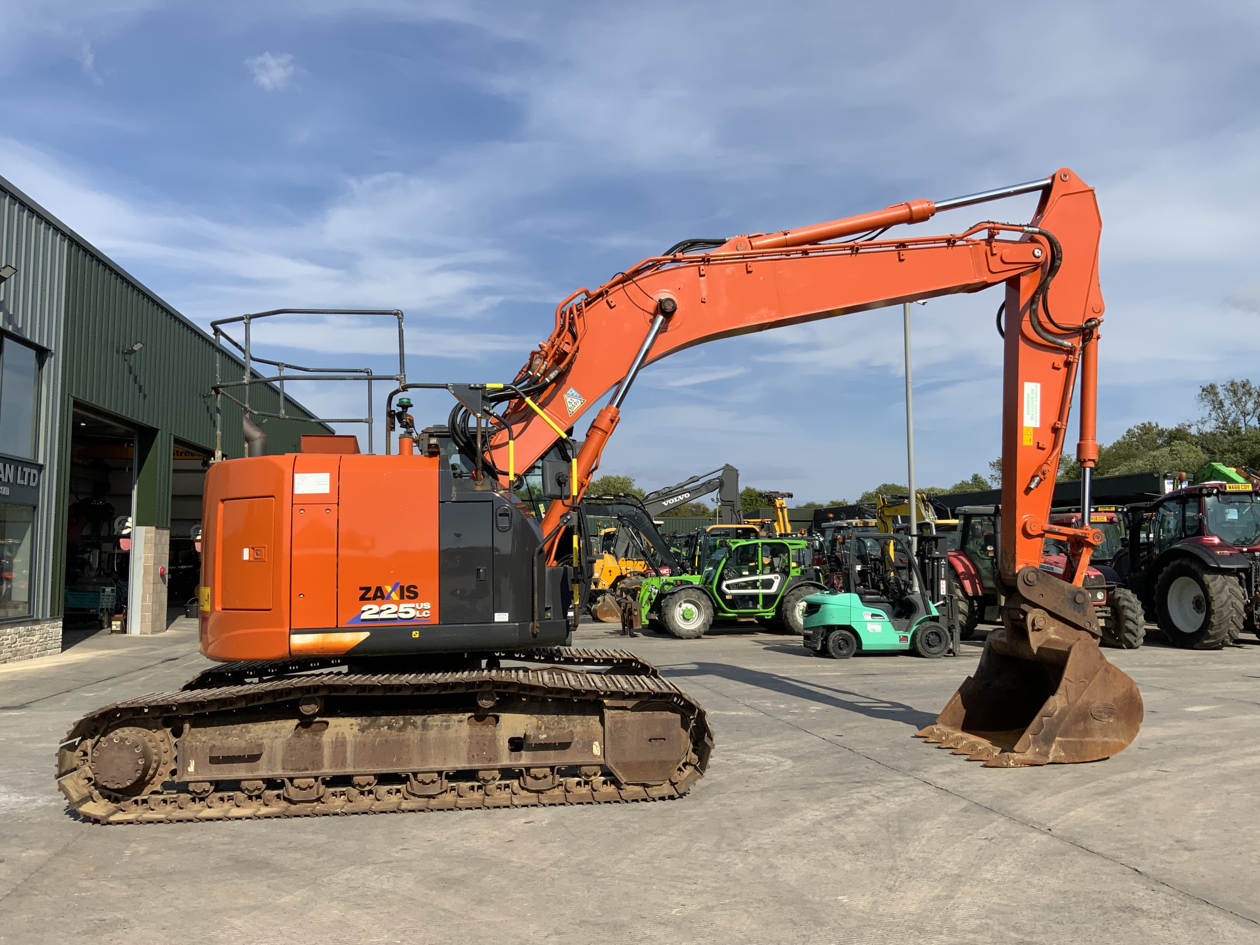 hitachi-zaxis-225-uslc-6-eco-st24051-copy-hitachi-zaxis-225-uslc-6-eco-st24051-img-9271