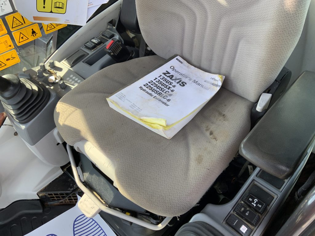 Hitachi ZAXIS 225 USLC-6 Eco (ST24051)