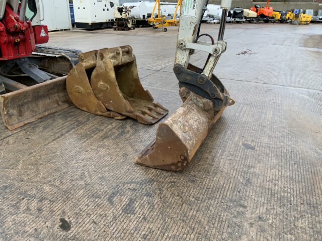 Takeuchi TB280 FR Digger (ST25299)