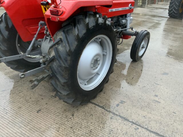 Massey Ferguson 135 Tractor