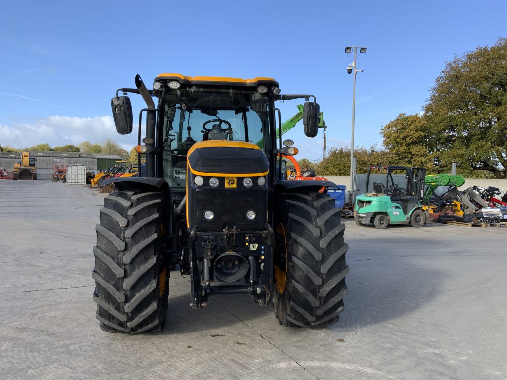 JCB 4220 Fastrac Tractor (ST24436)