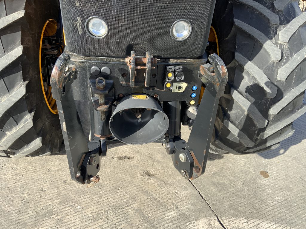 JCB 4220 Fastrac Tractor (ST24436)