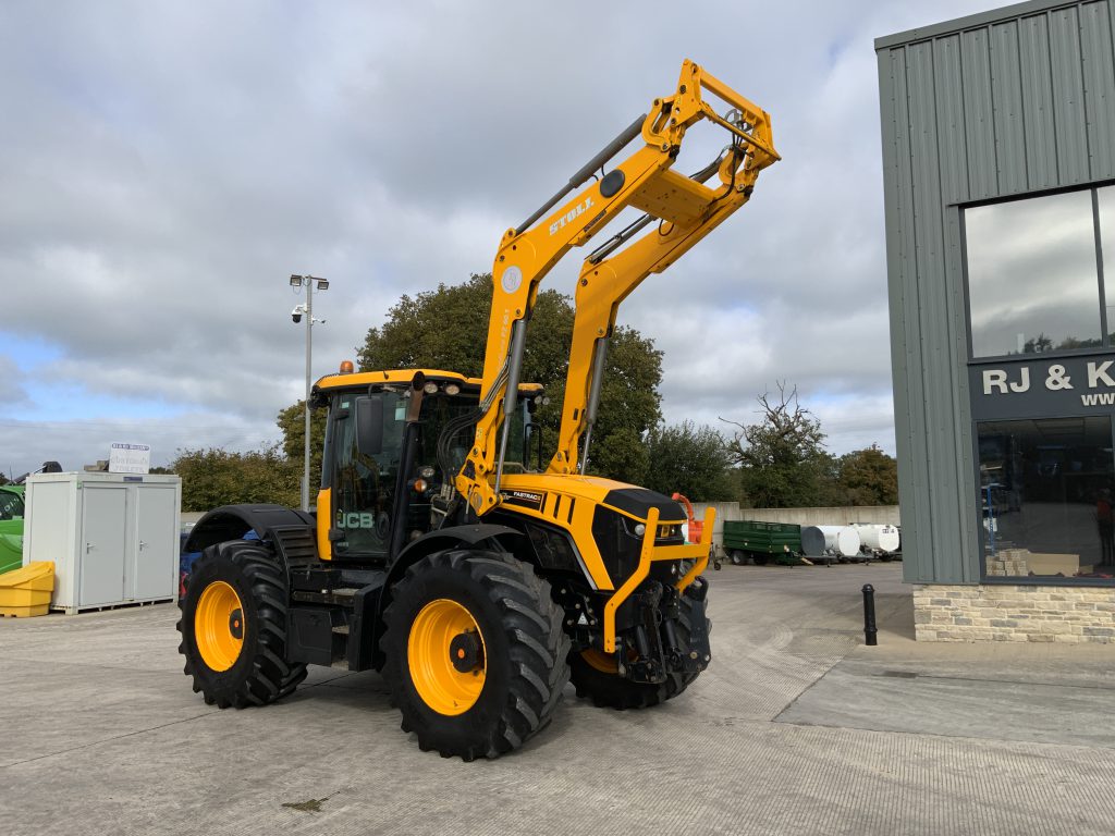 JCB 4220 Fastrac Tractor (ST24632)