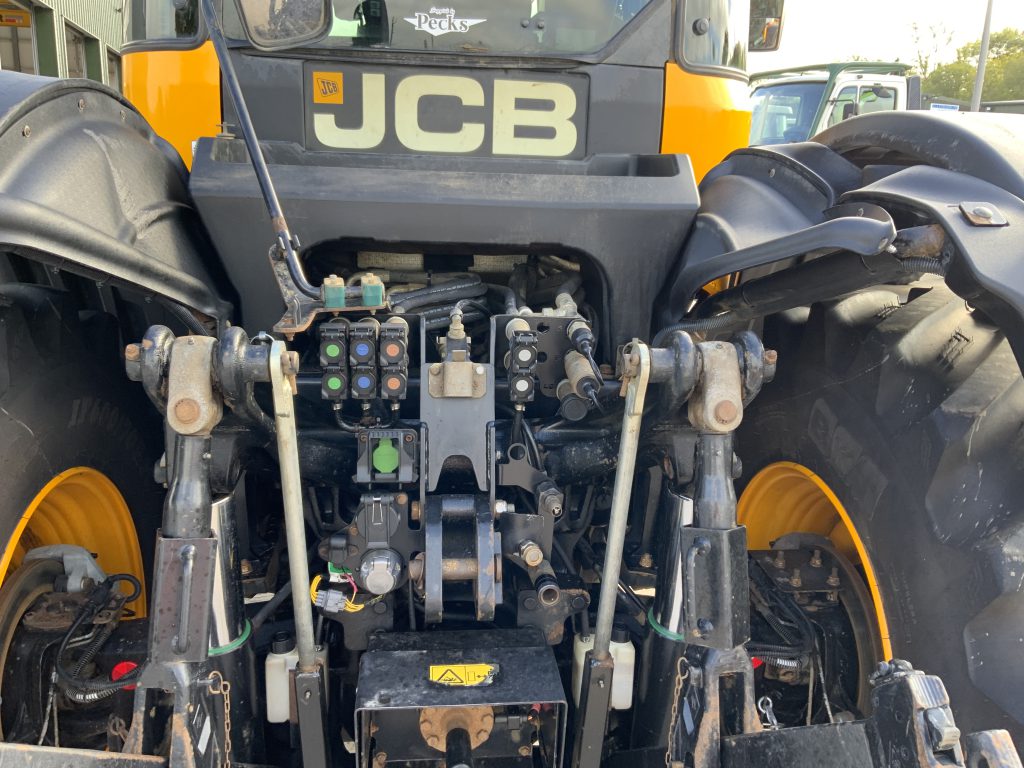 JCB 4220 Fastrac Tractor (ST24632)