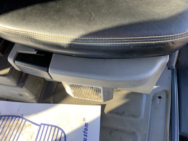 JCB 4220 Fastrac Tractor (ST25127)