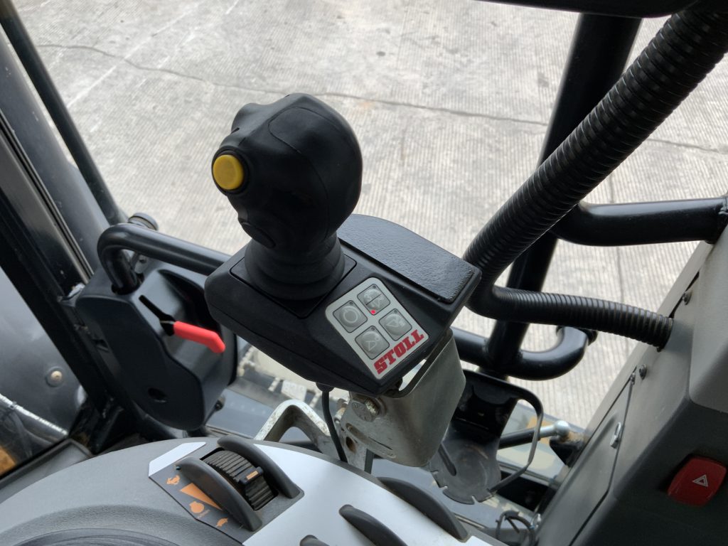 JCB Fastrac 4220 Tractor (ST24631)