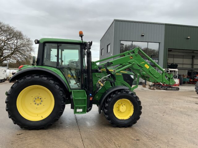 John Deere 6125M Tractor (ST25213)
