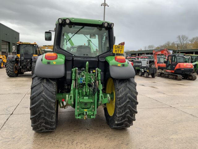 John Deere 6125M Tractor (ST25213)