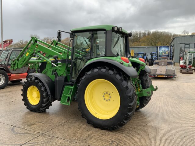 John Deere 6125M Tractor (ST25213)