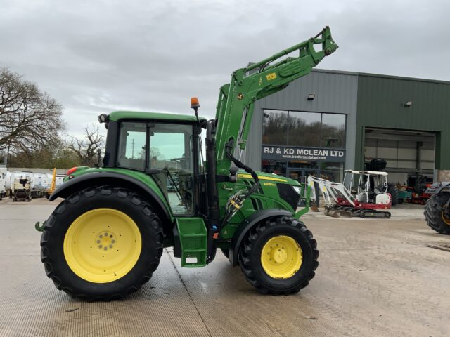 John Deere 6125M Tractor (ST25213)