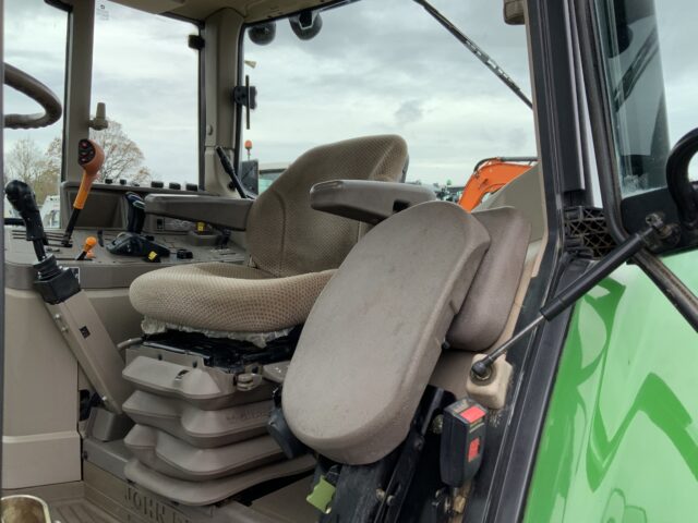 John Deere 6125M Tractor (ST25213)