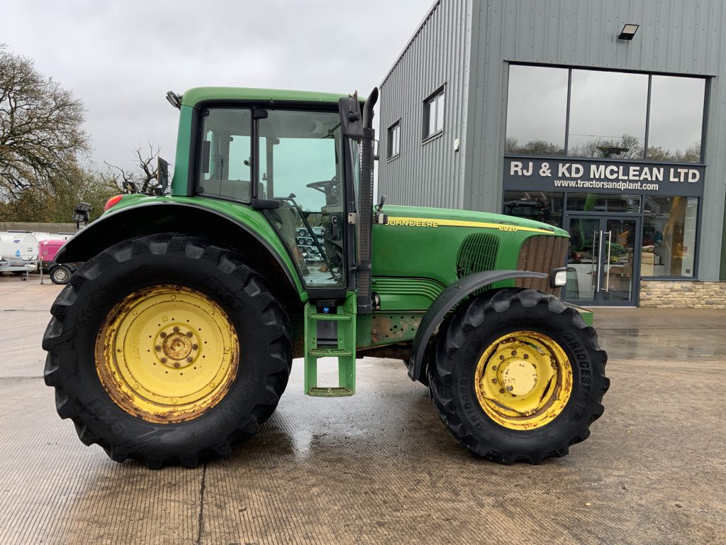 John Deere 6920 Tractor (ST25114)