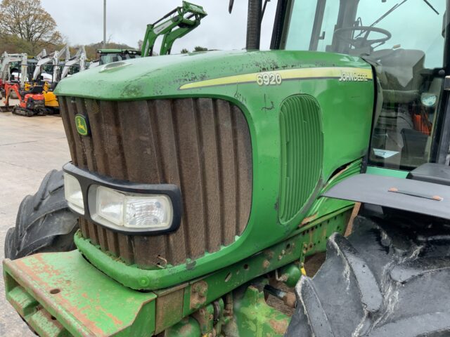 John Deere 6920 Tractor (ST25114)