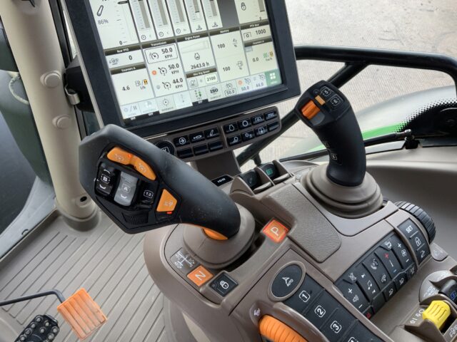 John Deere 6R155 Tractor