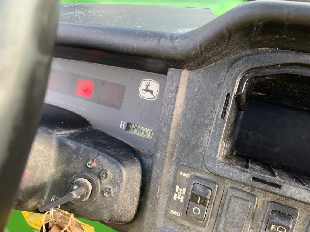 John Deere XUV 885 Gator ATV (ST25303)