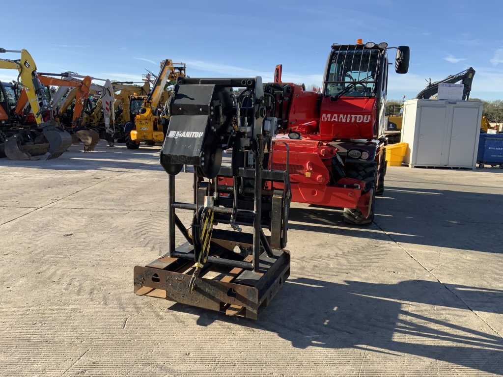 Manitou MRT 2550+ Privilege Roto Telehandler (ST25109)