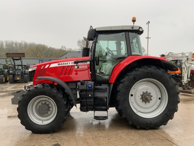 Massey Ferguson 7624 Dyna VT Tractor (ST25259)